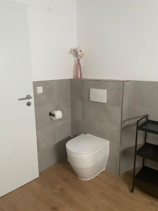 Schoene 80Qm Fewo In Bester Lage Кюнцел Екстериор снимка